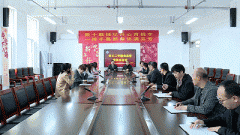 今天伴随高二年级的孩子来学校就